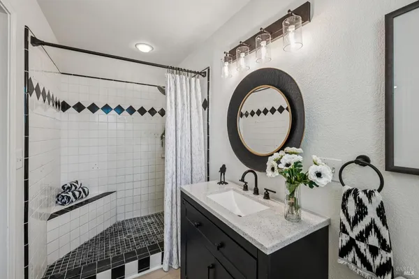 $899,000 | 2295 Francisco Avenue, Unit 1, Santa Rosa, CA 95403