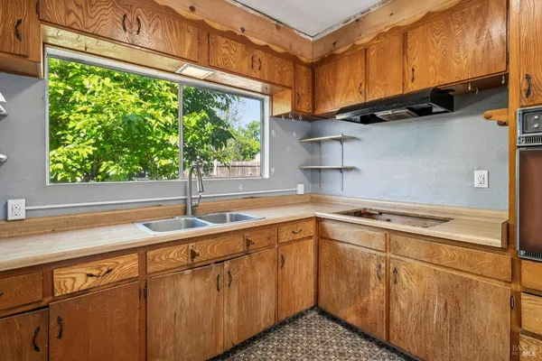 $899,000 | 2295 Francisco Avenue, Unit 1, Santa Rosa, CA 95403