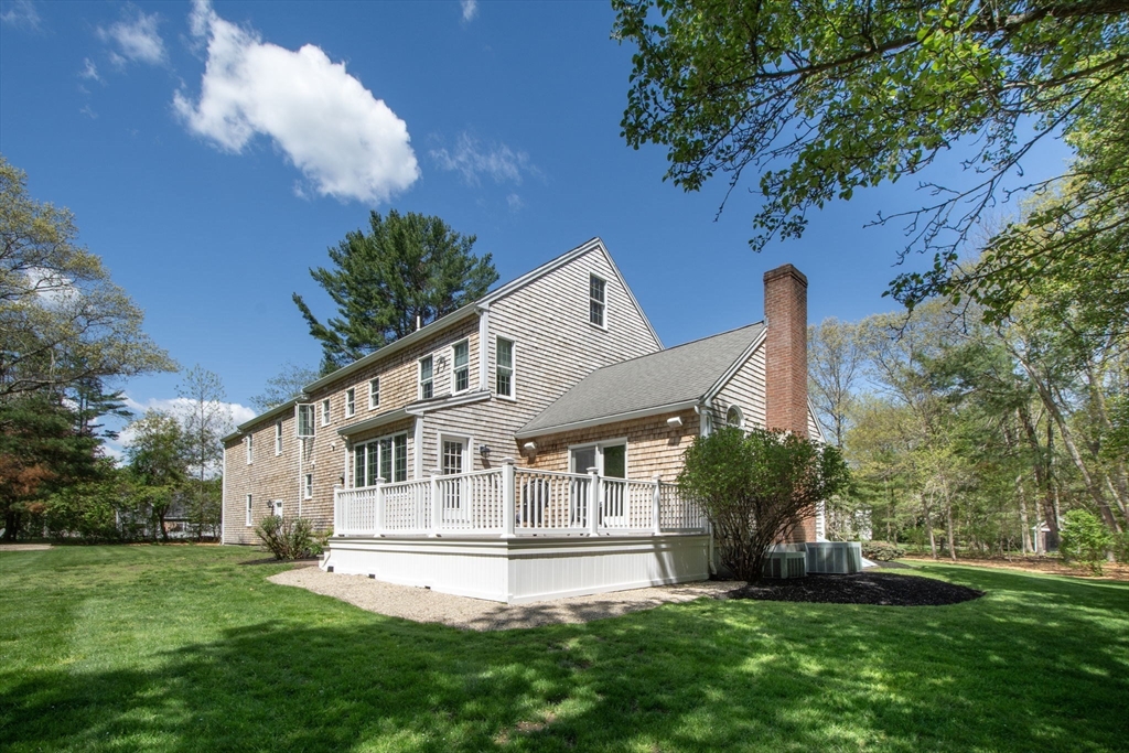 185 Booth Hill Road Scituate, MA 02066 - Photo 2 of 38