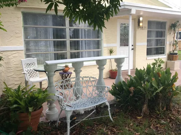 $2,475 | 1821 Northwest 33rd Avenue, Lauderhill, FL 33311