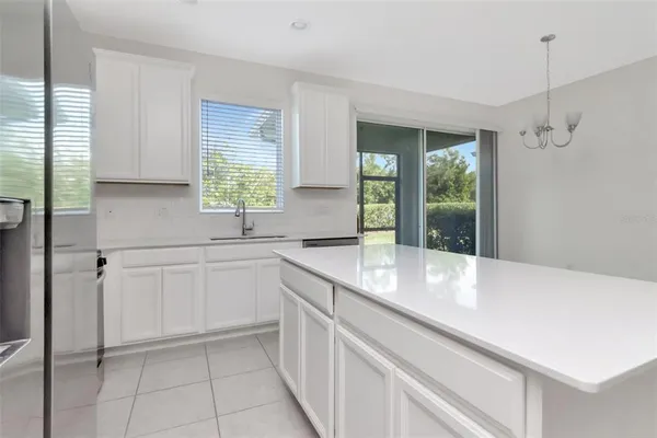 $279,900 | 6378 Camino Drive, Apollo Beach, FL 33572