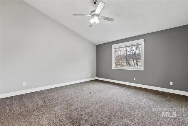 $529,999 | 334 East Santiago Drive, Meridian, ID 83646