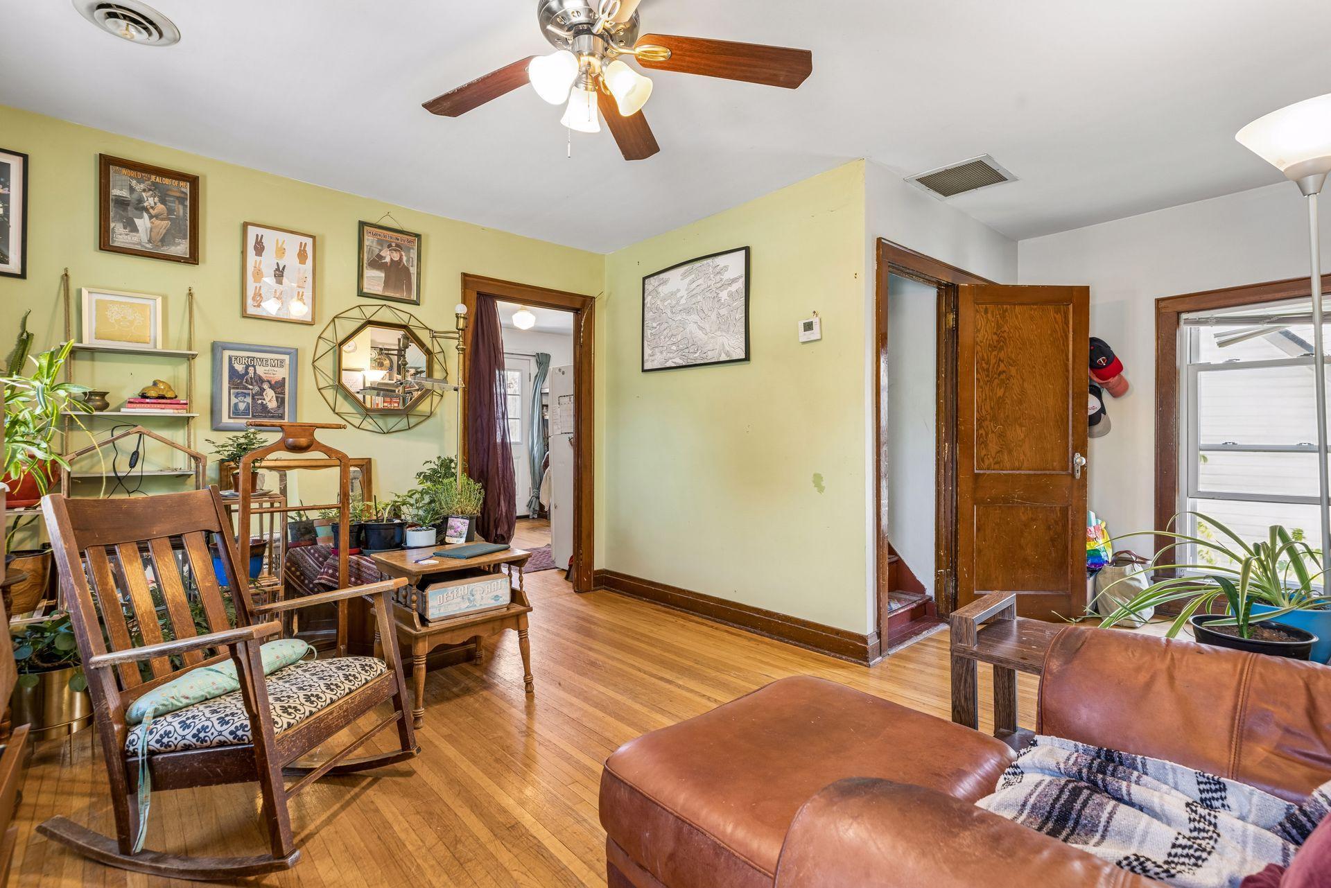 671 Spring Street Northeast Minneapolis, MN 55413 - Photo 13 of 41