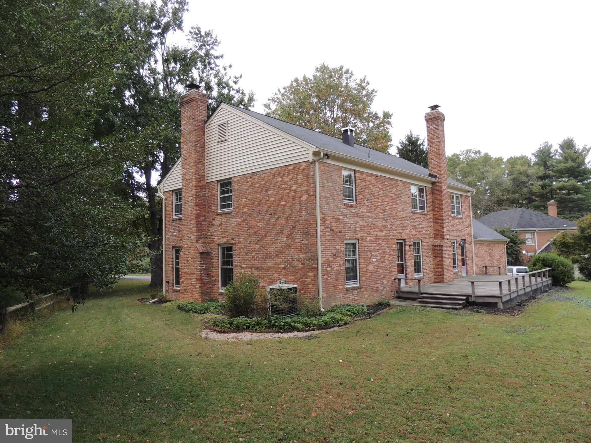 Exterior (Rear)