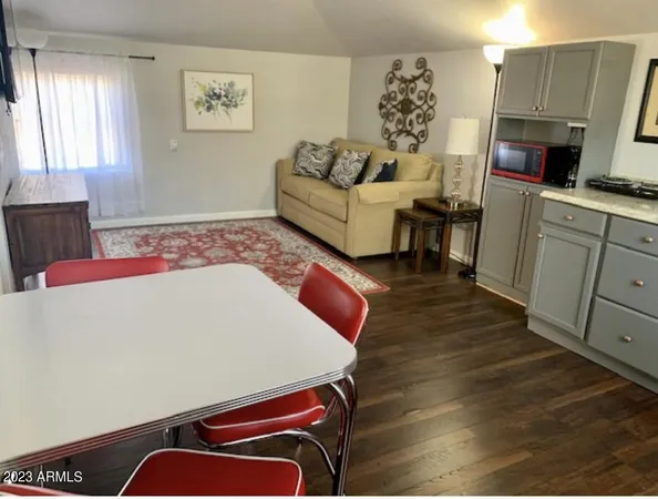 $1,450 | 877 East Sycamore Street, Unit C, Globe, AZ 85501