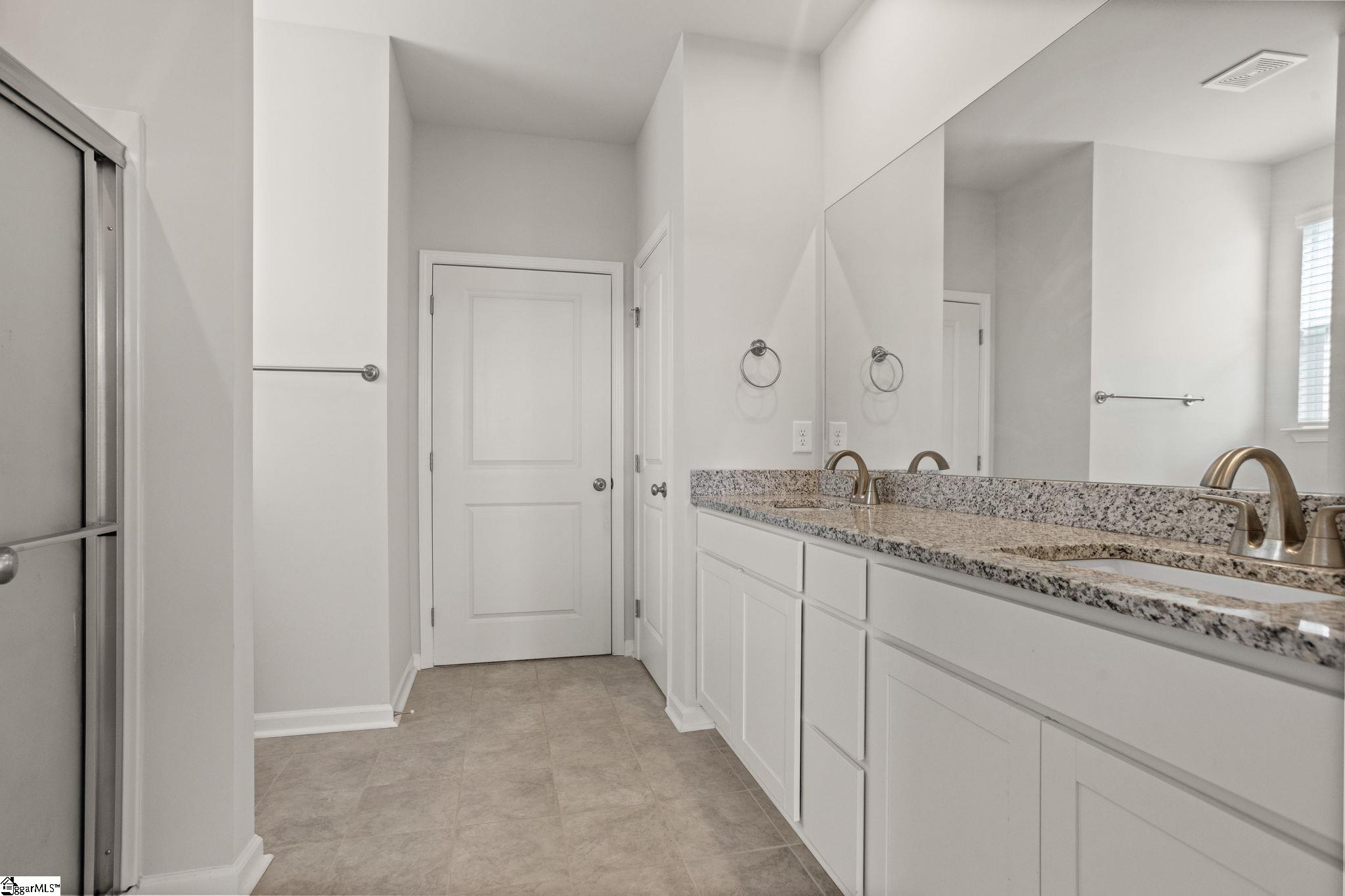 4038 Bromfield Way Boiling Springs, SC 29316 - Photo 12 of 36