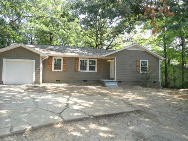 928 Raymond Road Jackson, MS 39204 - Photo 1 of 11 Photo 1