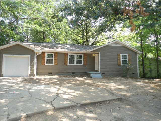 928 Raymond Road Jackson, MS 39204 - Photo 2 of 11 Photo 2