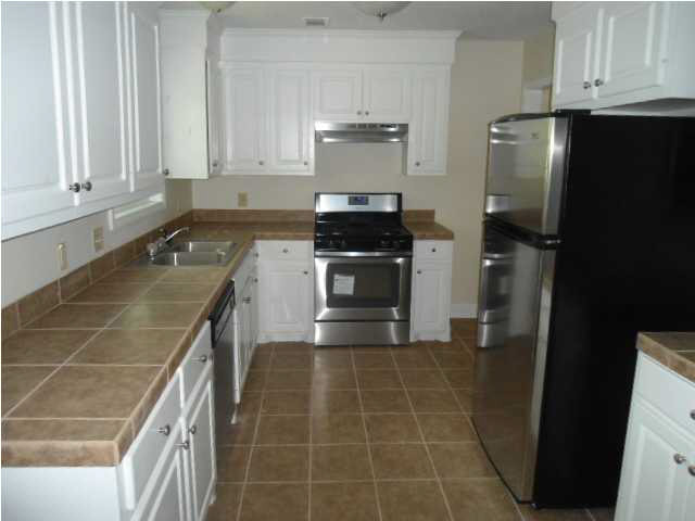 928 Raymond Road Jackson, MS 39204 - Photo 7 of 11 Photo 7