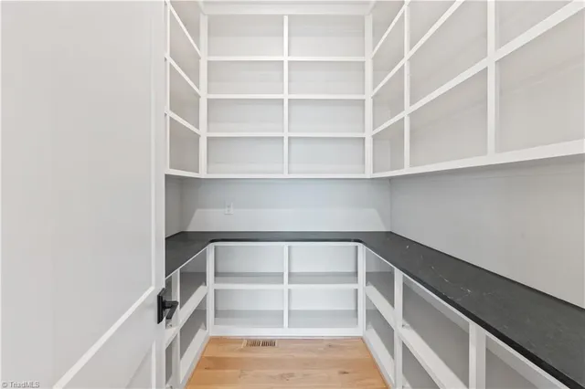 $1,290,000 | 1341 Maple Chase Lane, Winston-Salem, NC 27106