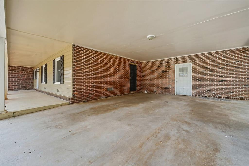 2393 Winshire Drive Decatur, GA 30035 - Photo 31 of 37