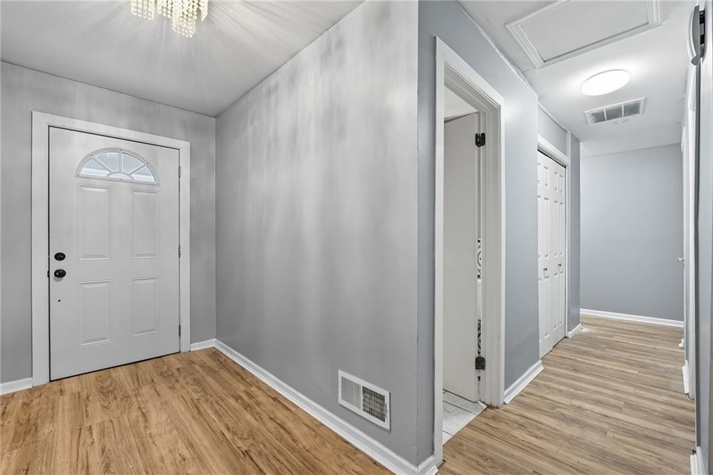 2393 Winshire Drive Decatur, GA 30035 - Photo 4 of 37