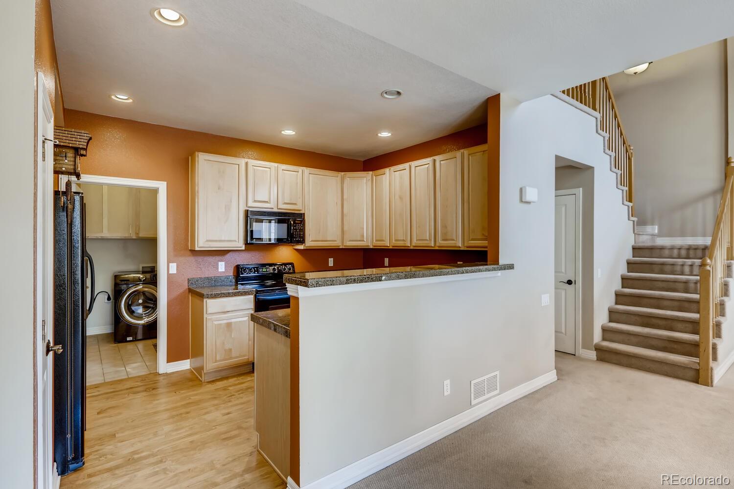 8811 Edinburgh Circle Highlands Ranch, CO 80129 - Photo 15 of 28 Gallery Image 15