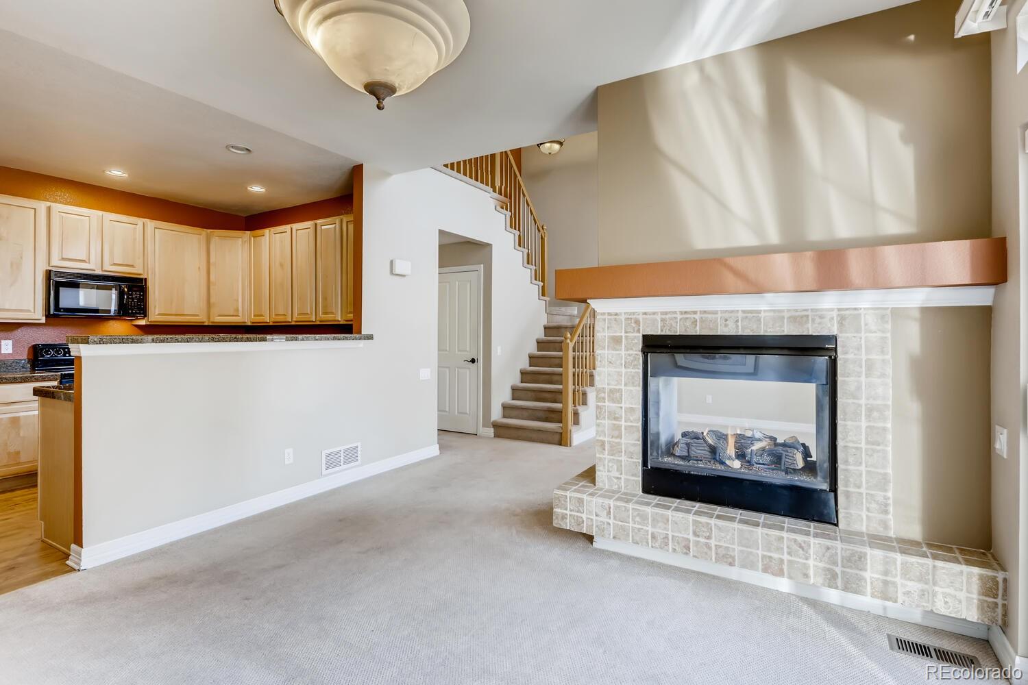 8811 Edinburgh Circle Highlands Ranch, CO 80129 - Photo 9 of 28 Gallery Image 9