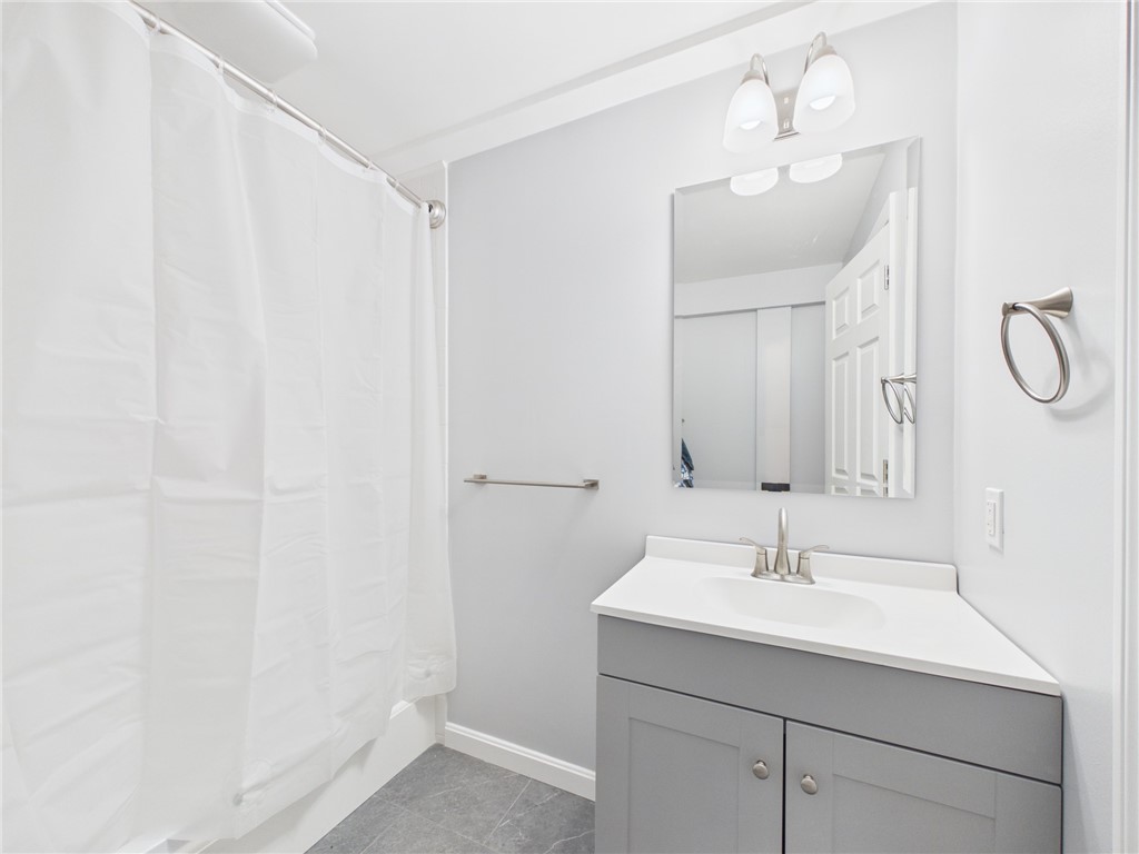 119 Hemlock Road South Kingstown, RI 02879 - Photo 26 of 46