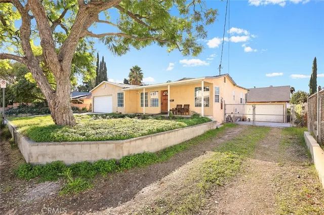$775,000 | 10833 McVine Avenue, Sunland, CA 91040