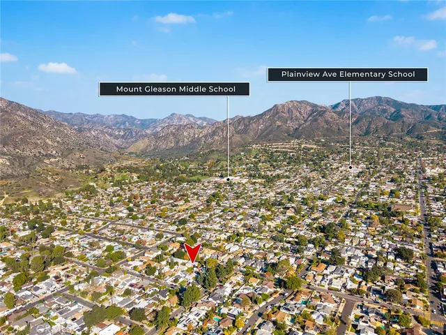 $775,000 | 10833 McVine Avenue, Sunland, CA 91040