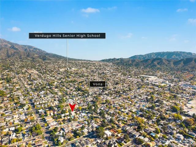 $775,000 | 10833 McVine Avenue, Sunland, CA 91040