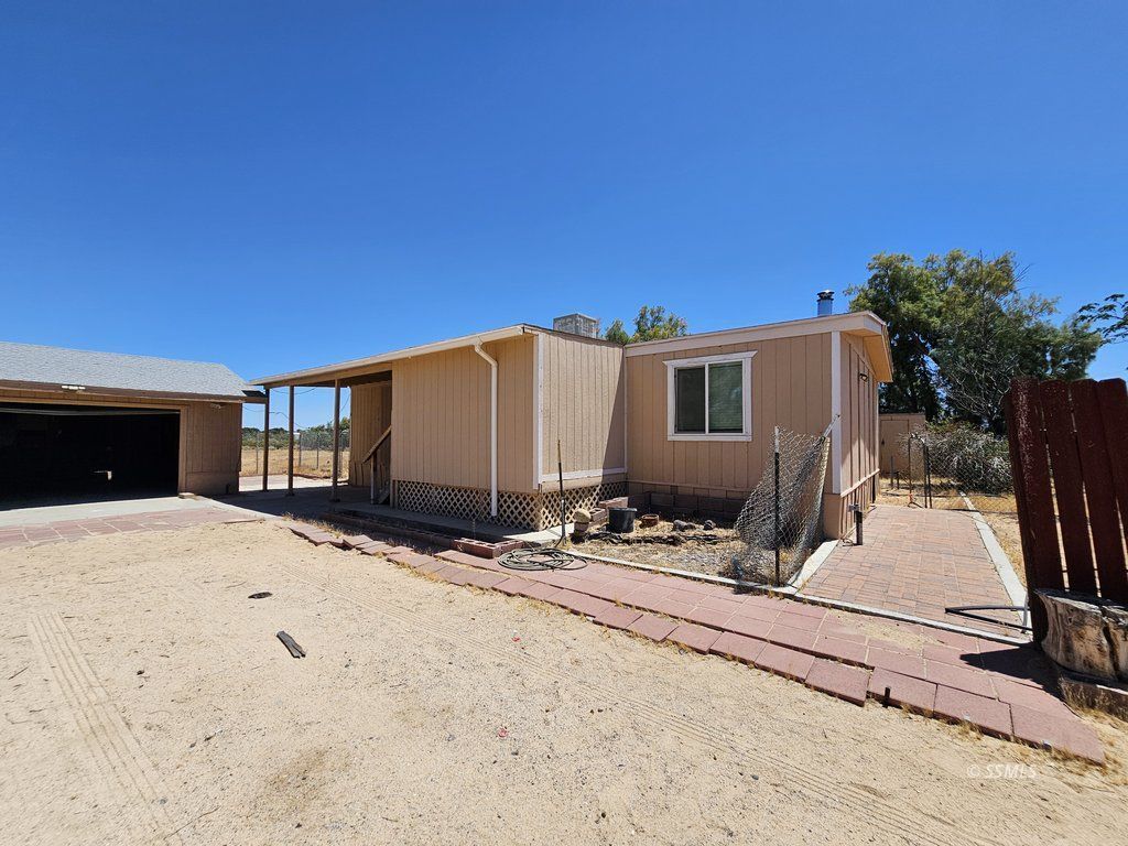 1540 North Mercury Street Ridgecrest, CA 93555 - Photo 27 of 33