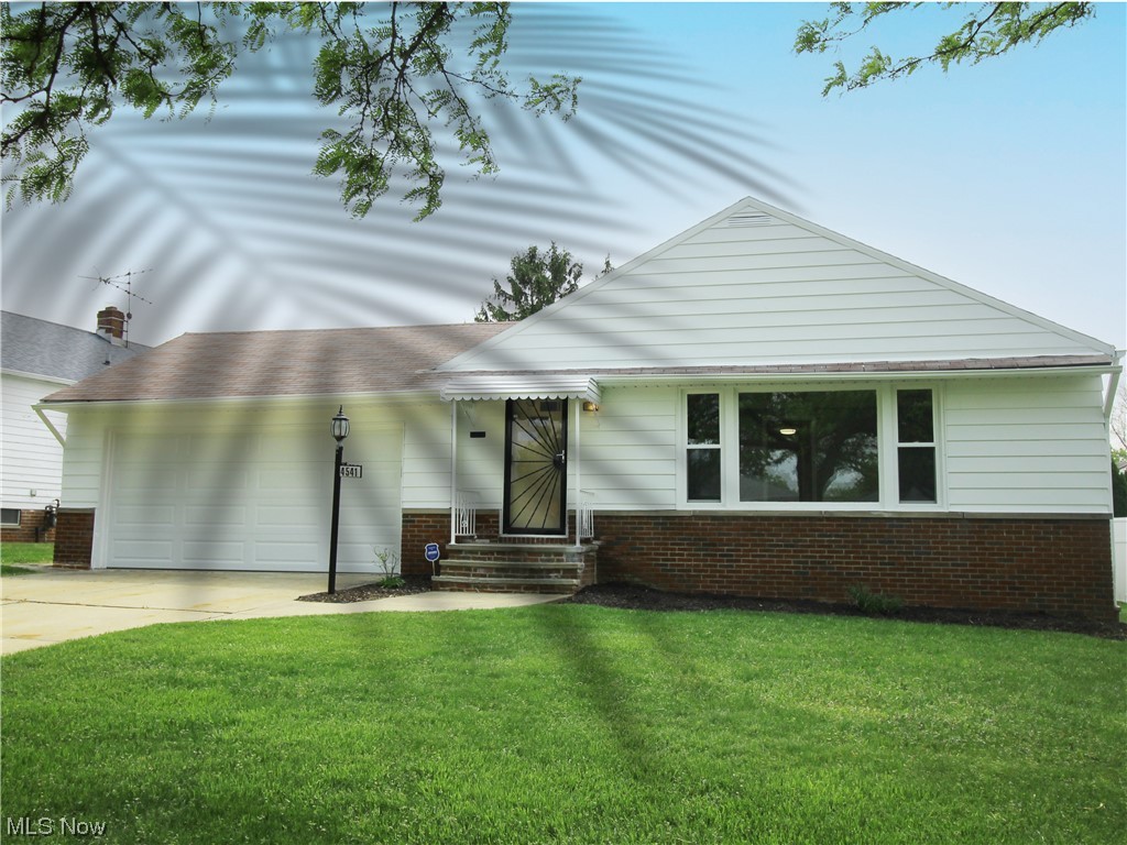 4541 Springvale Drive Warrensville Heights, OH 44128 - Photo 28 of 33 FRONT