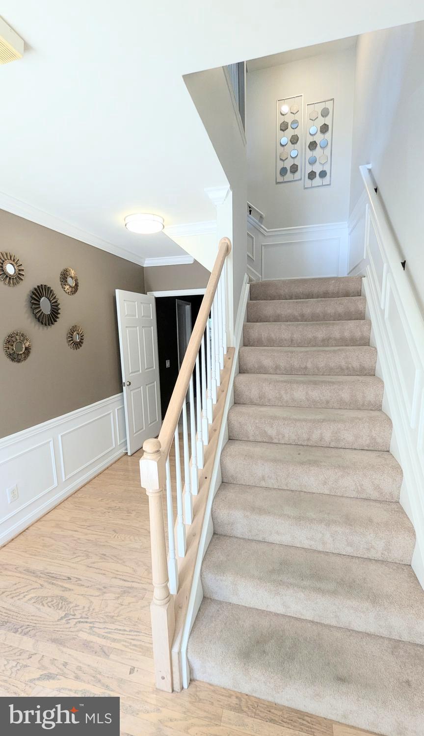 20867 Trinity Square Sterling, VA 20165 - Photo 2 of 19 a view of entryway
