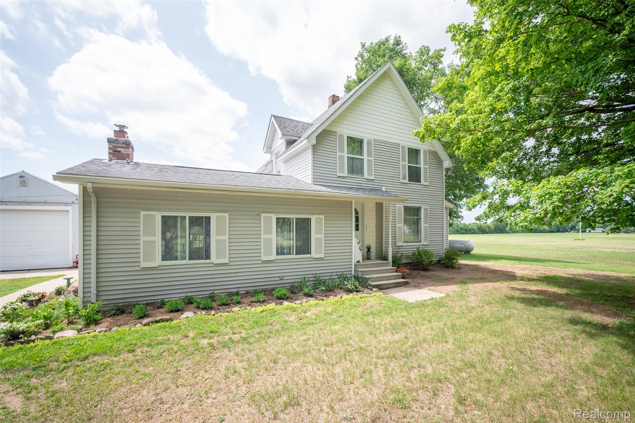 13800 South Block Road Birch Run, MI 48415 - Photo 2 of 25 2.jpg