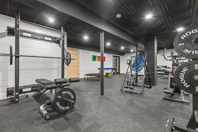 $1,150,000 | 1 Hathaway Road, East Lyme, CT 06333