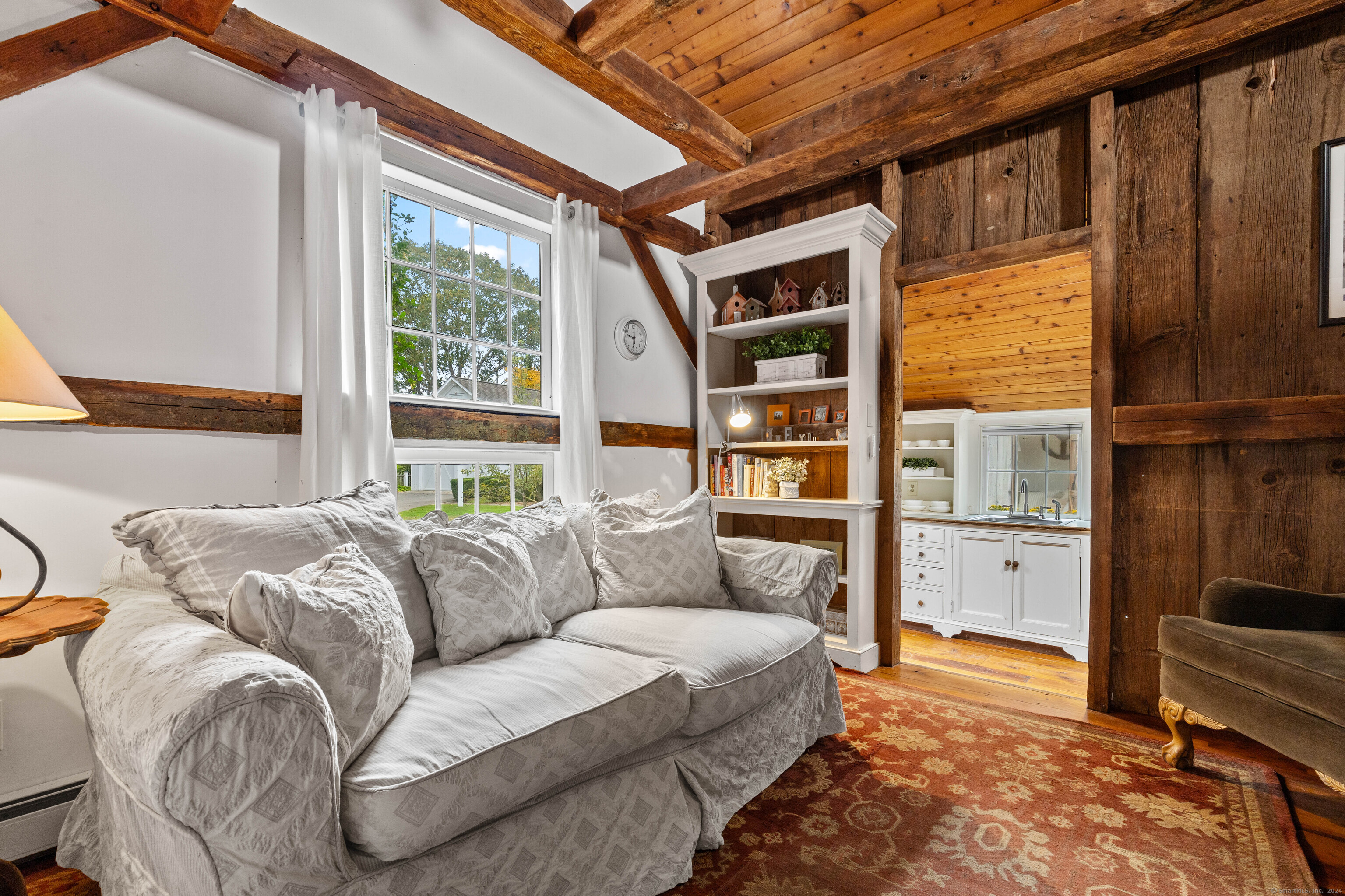 1 Hathaway Road East Lyme, CT 06333 - Photo 26 of 38 Living room in the guest room