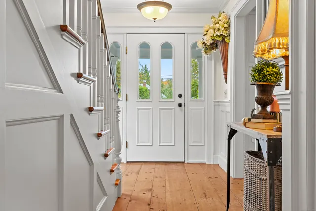 $1,150,000 | 1 Hathaway Road, East Lyme, CT 06333