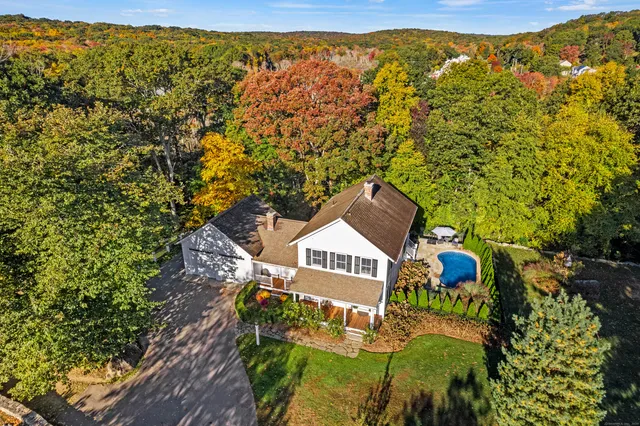 $1,150,000 | 1 Hathaway Road, East Lyme, CT 06333
