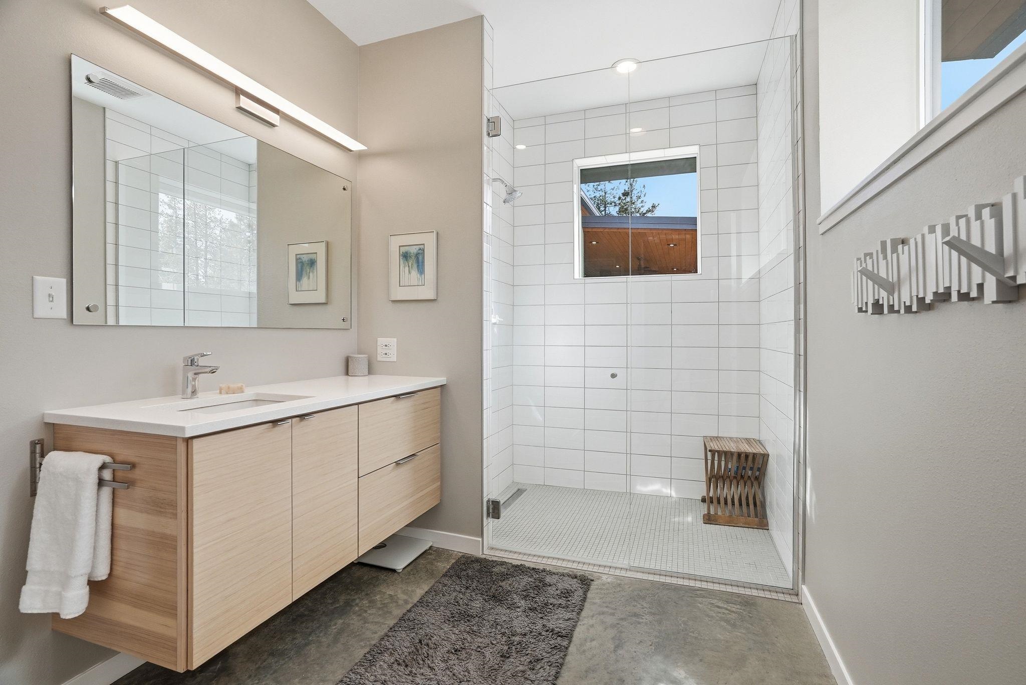 5510 South Russell Lane Spokane, WA 99224 - Photo 15 of 46