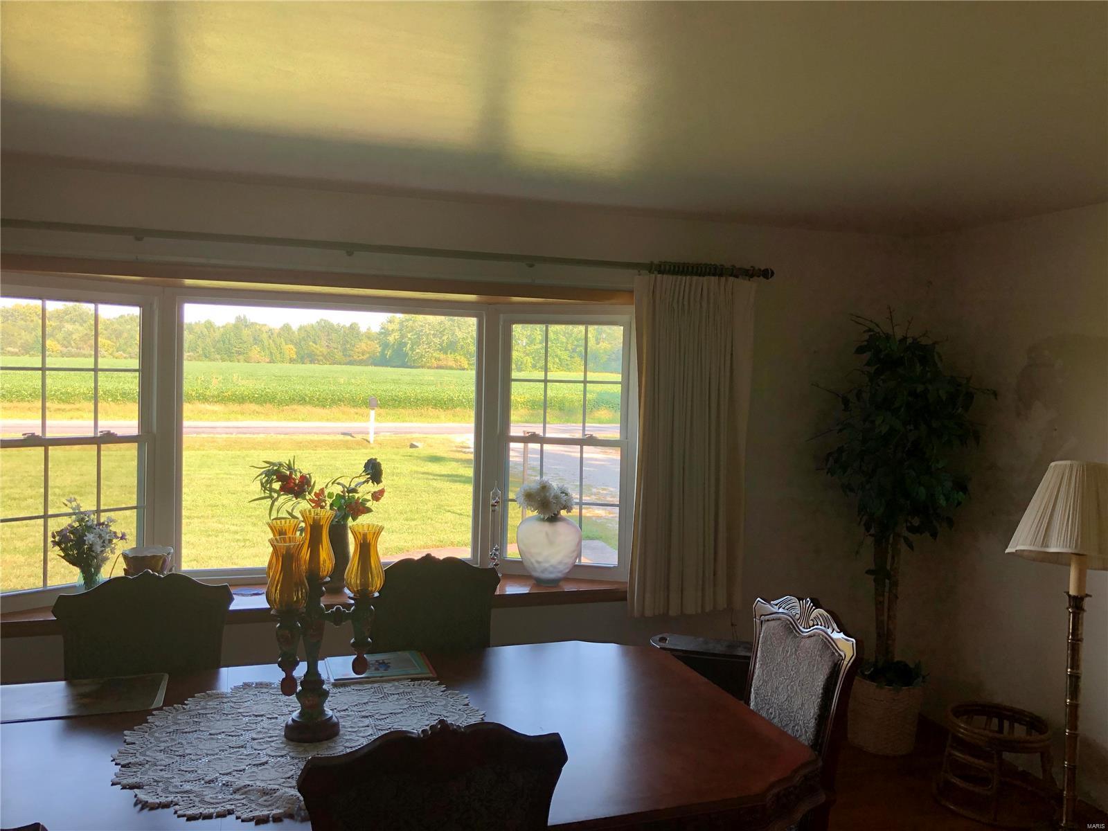 205 Edgewood Road Salem, IL 62881 - Photo 8 of 14 Gallery Image 8