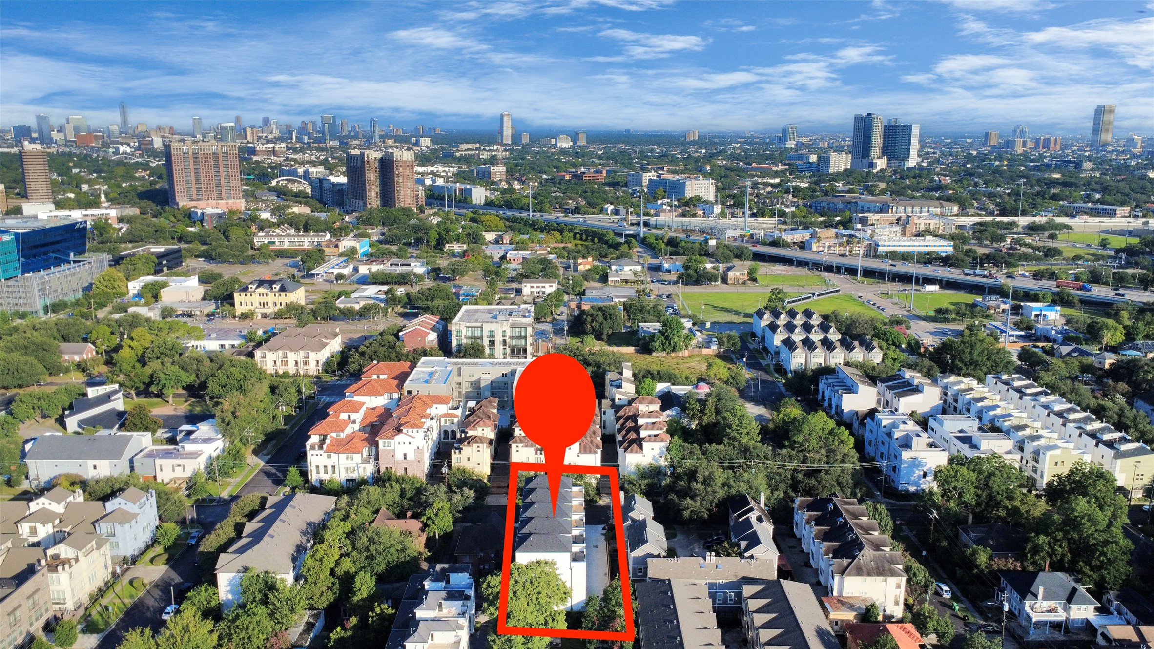4819 Austin Street, Unit B Houston, TX 77004 - Photo 4 of 49 an aerial view of multiple house