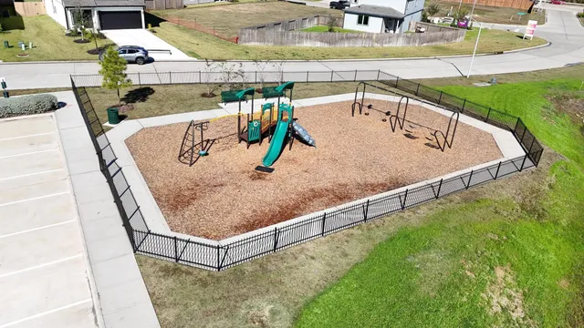 $2,100 | 1409 Mount Bassie Trail, Conroe, TX 77301