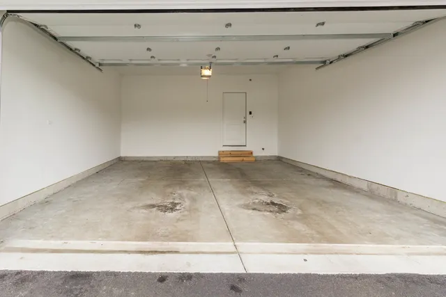 $4,800 | 10723 Clock Tower Drive, Countryside, IL 60525