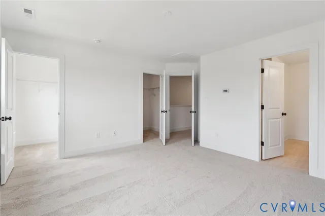 an empty room with an entryway