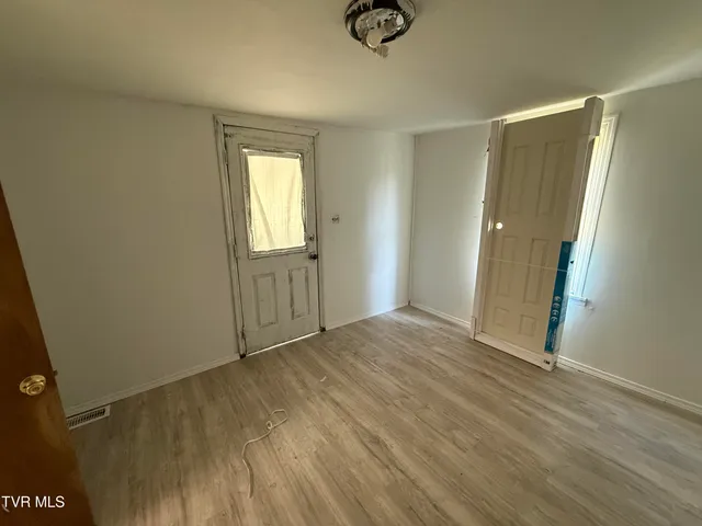 $119,999 | 119 Hillside Drive, Johnson City, TN 37601