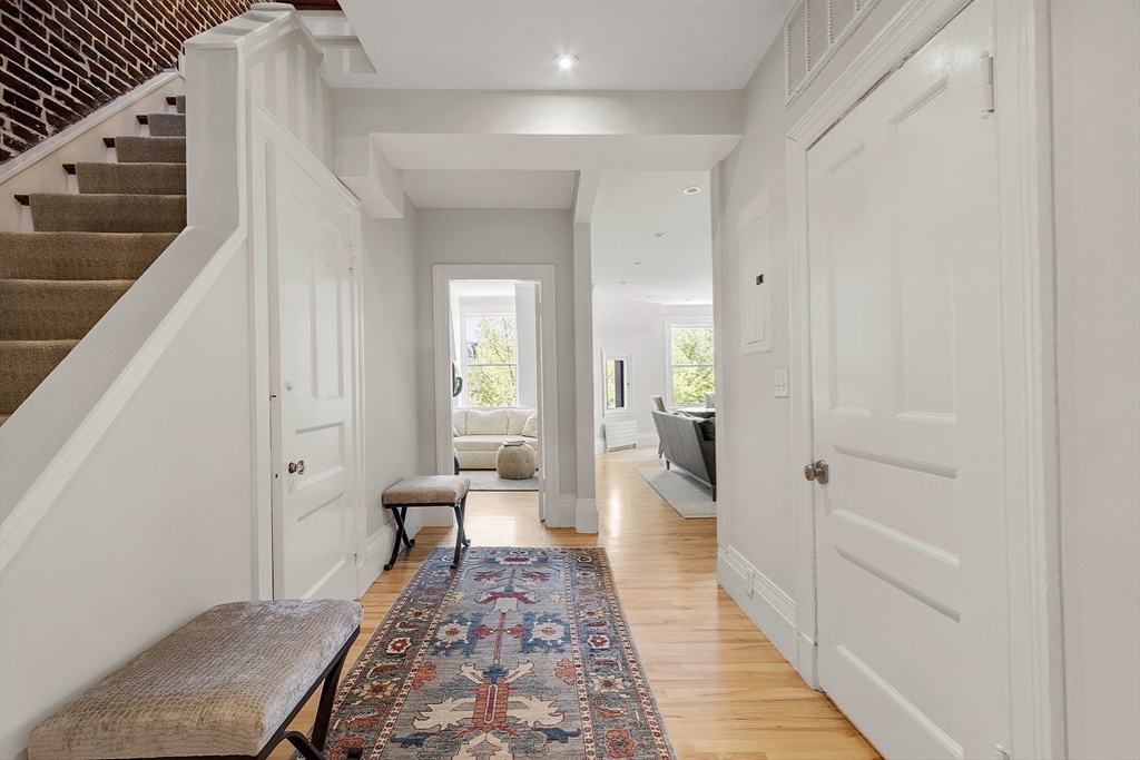 178 Commonwealth Avenue, Unit PH Boston, MA 02116 - Photo 15 of 28