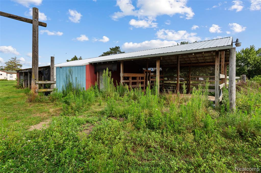 25245 Bell Road New Boston, MI 48164 - Photo 11 of 42 Gallery Image 11