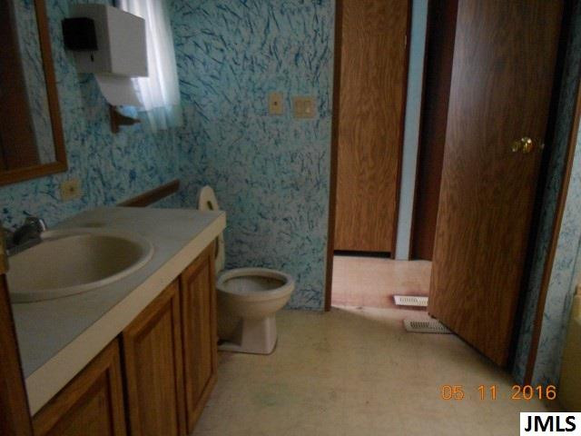 5885 Springport Road Jackson, MI 49201 - Photo 11 of 21 Photo 11
