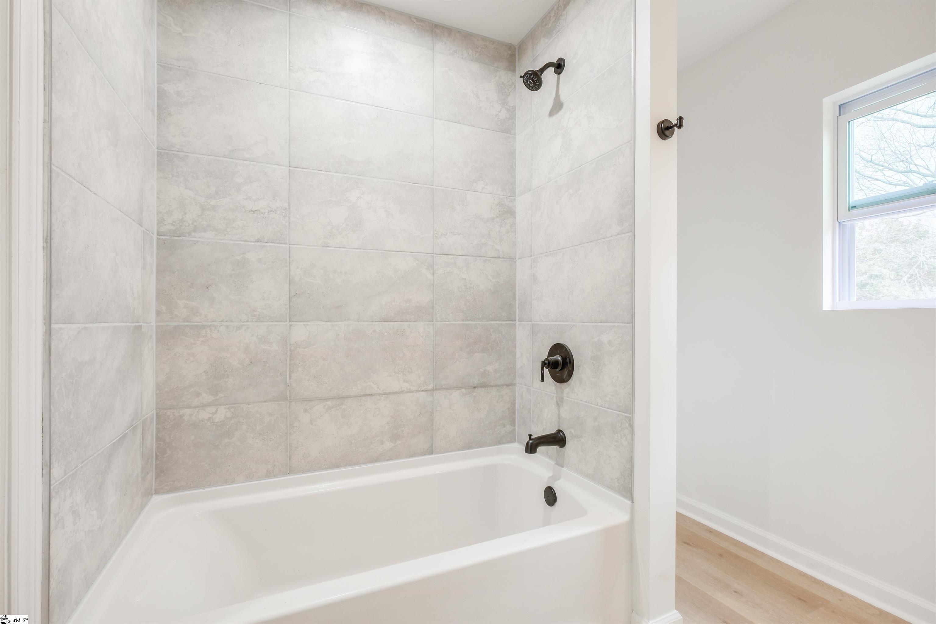 325 Hillcrest Circle Anderson, SC 29624 - Photo 25 of 44