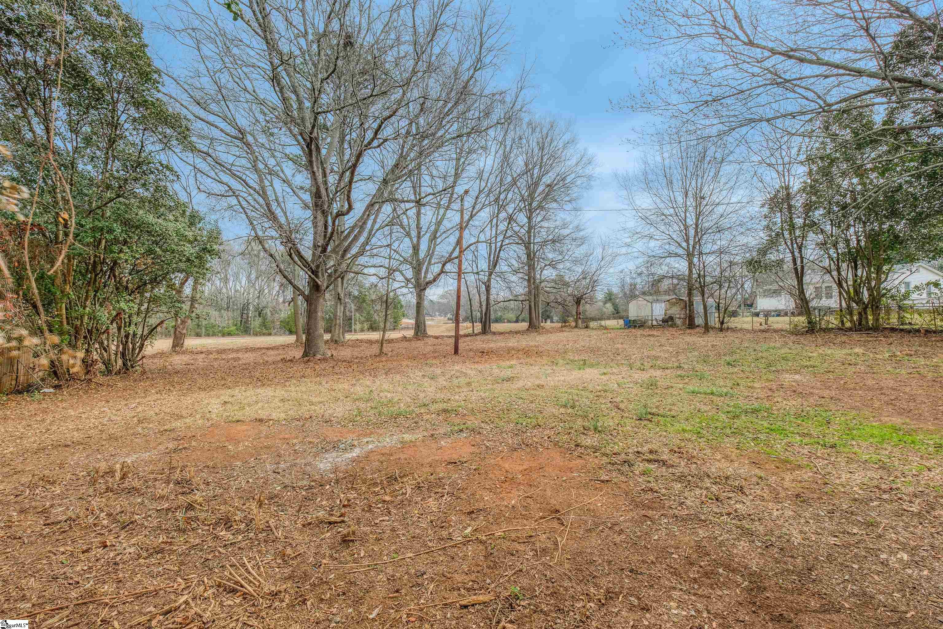 325 Hillcrest Circle Anderson, SC 29624 - Photo 28 of 44
