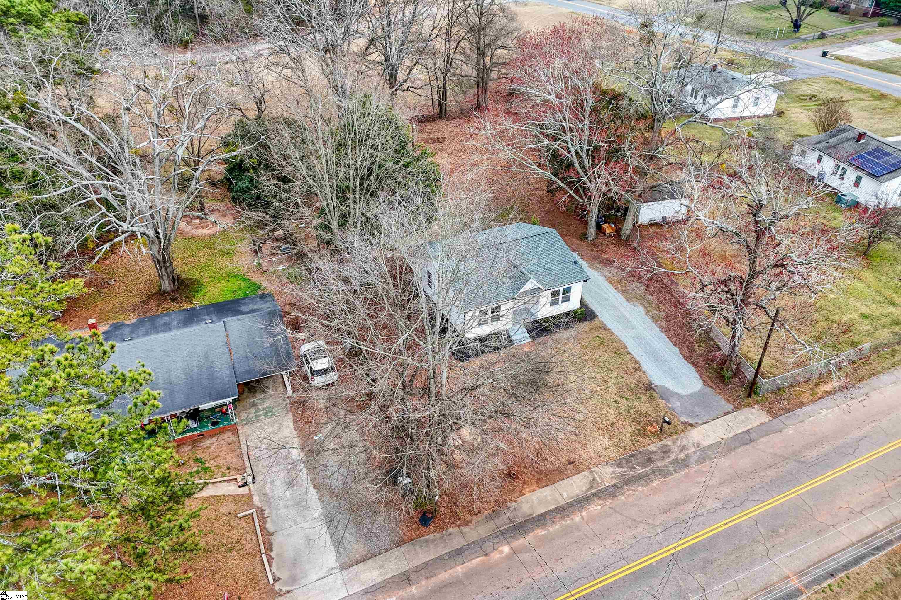 325 Hillcrest Circle Anderson, SC 29624 - Photo 29 of 44