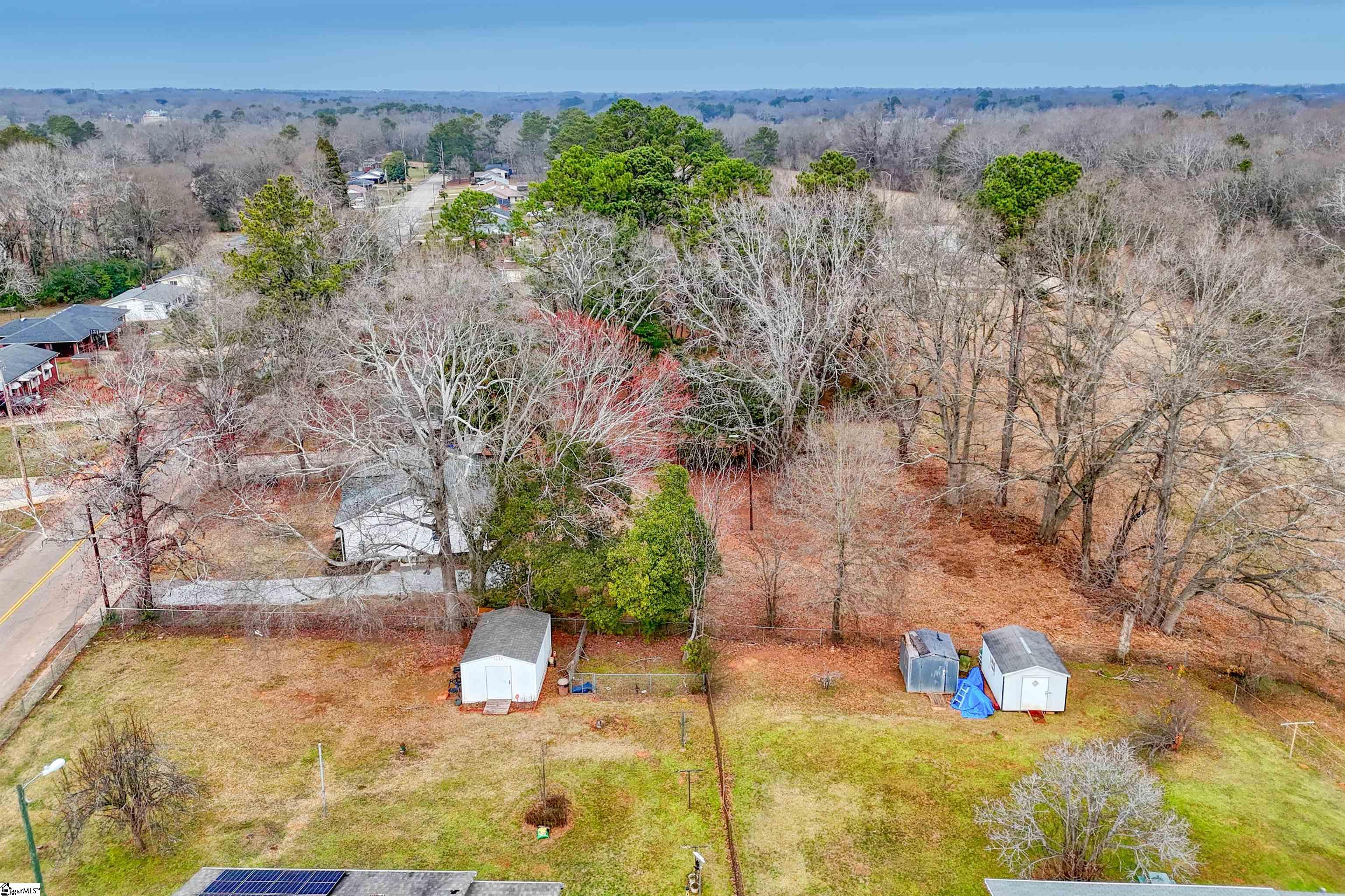325 Hillcrest Circle Anderson, SC 29624 - Photo 34 of 44