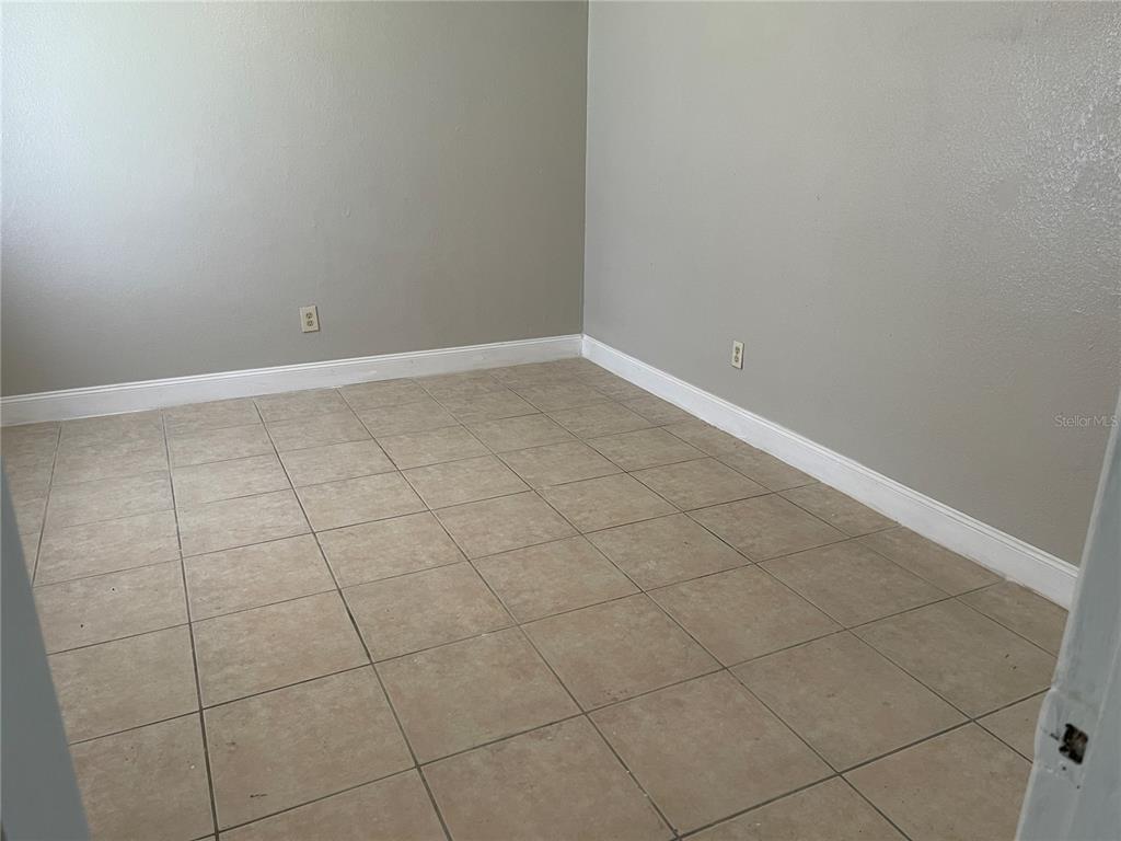 4321 Chateau Road Orlando, FL 32808 - Photo 20 of 26