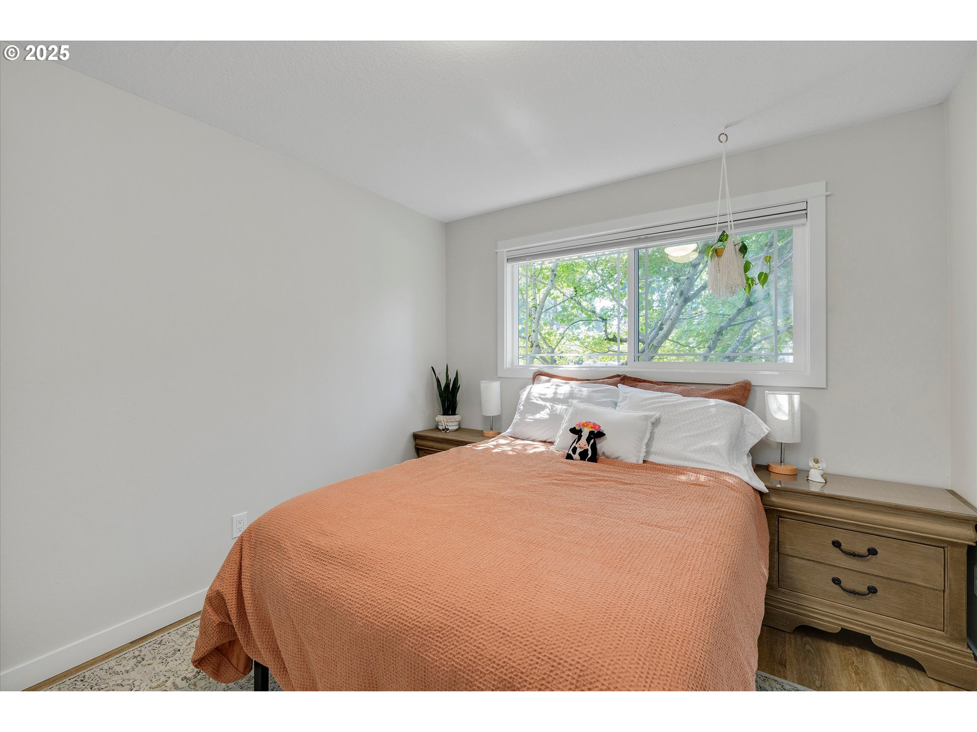 8345 Southwest Mapleleaf Street Portland, OR 97223 - Photo 23 of 43