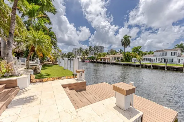 $29,995 | 268 Imperial Lane, Lauderdale-by-the-Sea, FL 33308