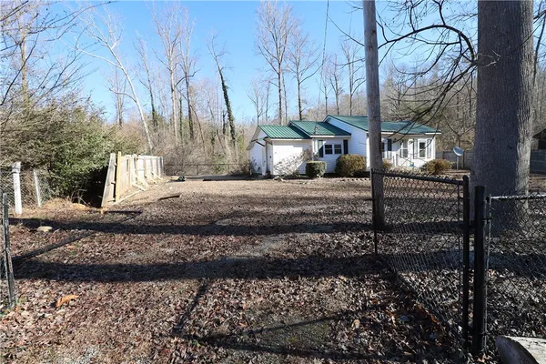 $448,500 | 200 Laurel And Hardy Lake Road, Marietta, SC 29661