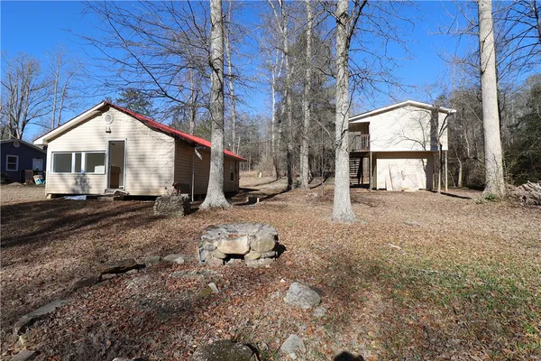 $448,500 | 200 Laurel And Hardy Lake Road, Marietta, SC 29661