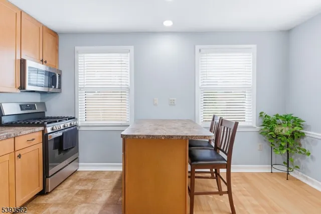 $330,000 | 349 Bloomfield Avenue, Unit 118, Verona, NJ 07044